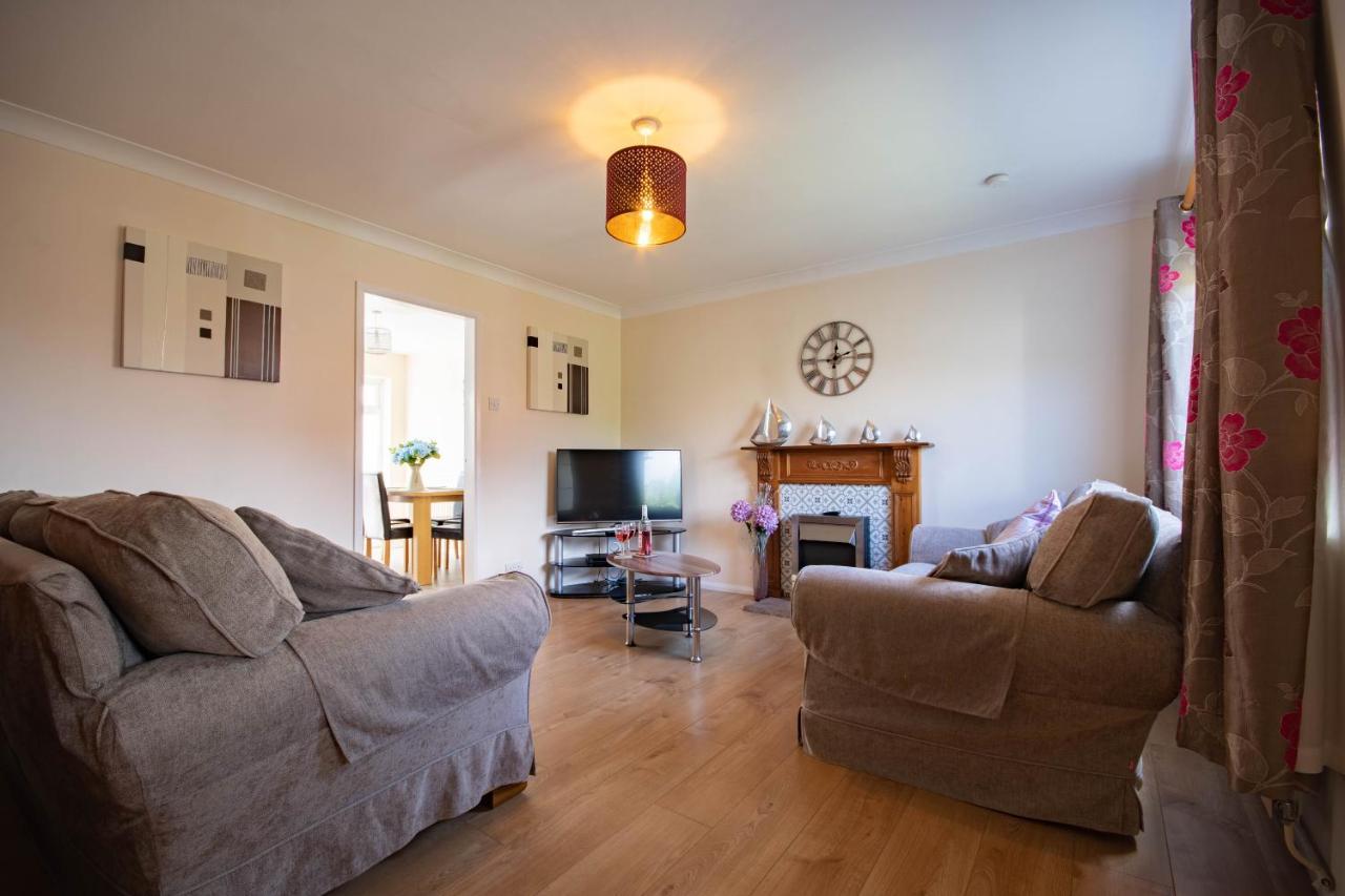 3-Bedroom House With Garden, Conservatory, In Centre Of Worcester Exteriér fotografie