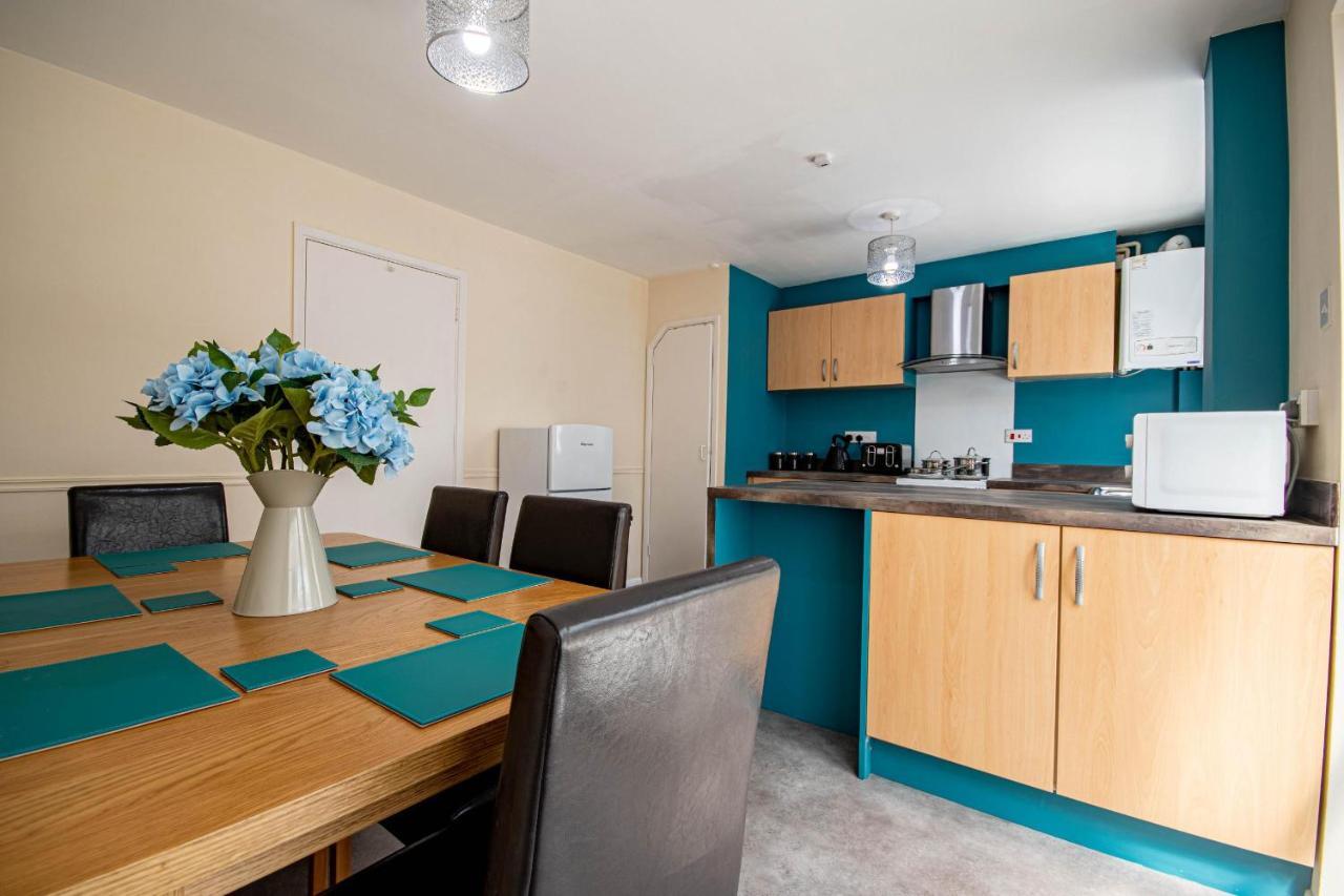 3-Bedroom House With Garden, Conservatory, In Centre Of Worcester Exteriér fotografie